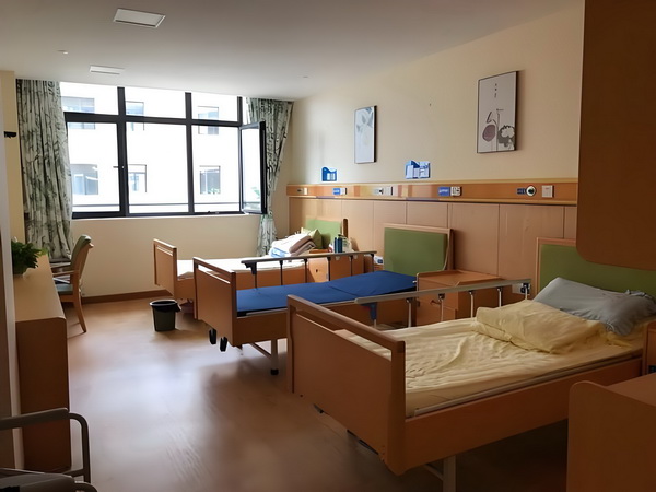 2025深圳年入户政策_神坛上的陈佩斯：九十年代的因，今日的果 表示情况医生恢复良好